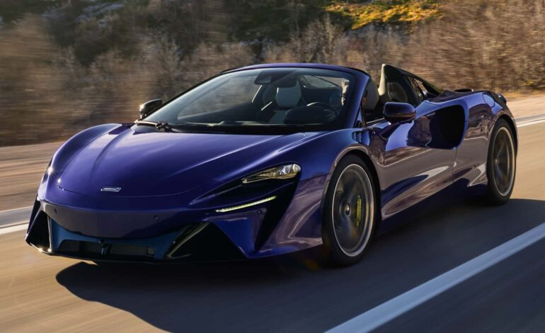 McLaren yönetimi, tamamen Bahreyn’e devredildi.