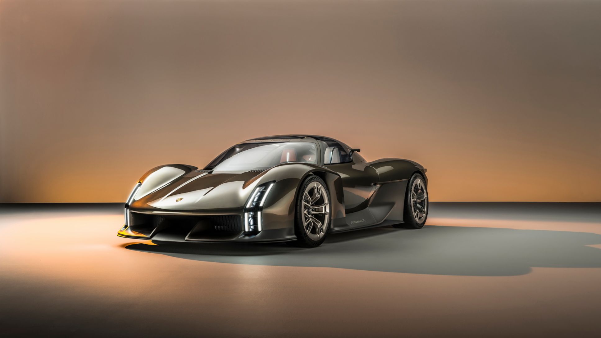 Porsche’nin elektrikli hiper otomobili hakkında neler biliyoruz?