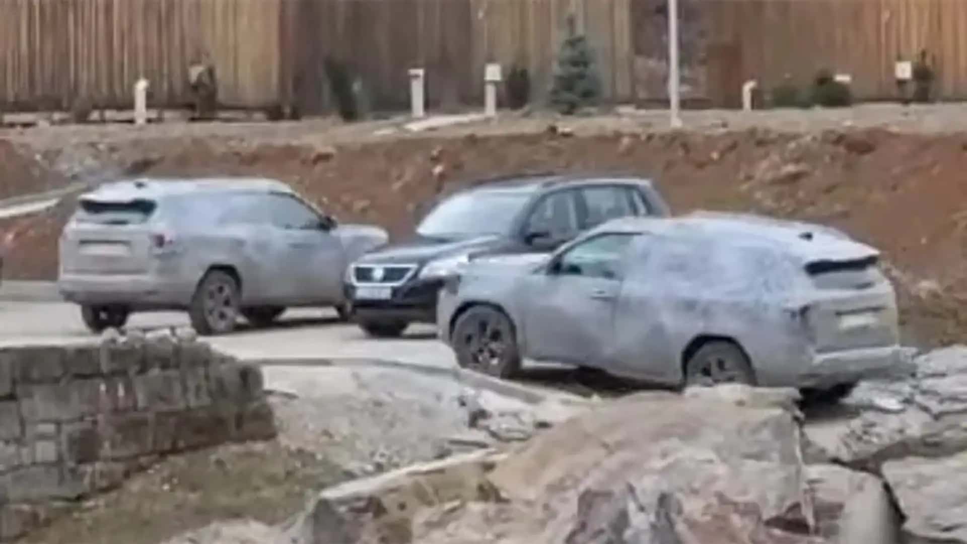 Yeni Dacia Bigster, seri üretim modeliyle görüntülendi