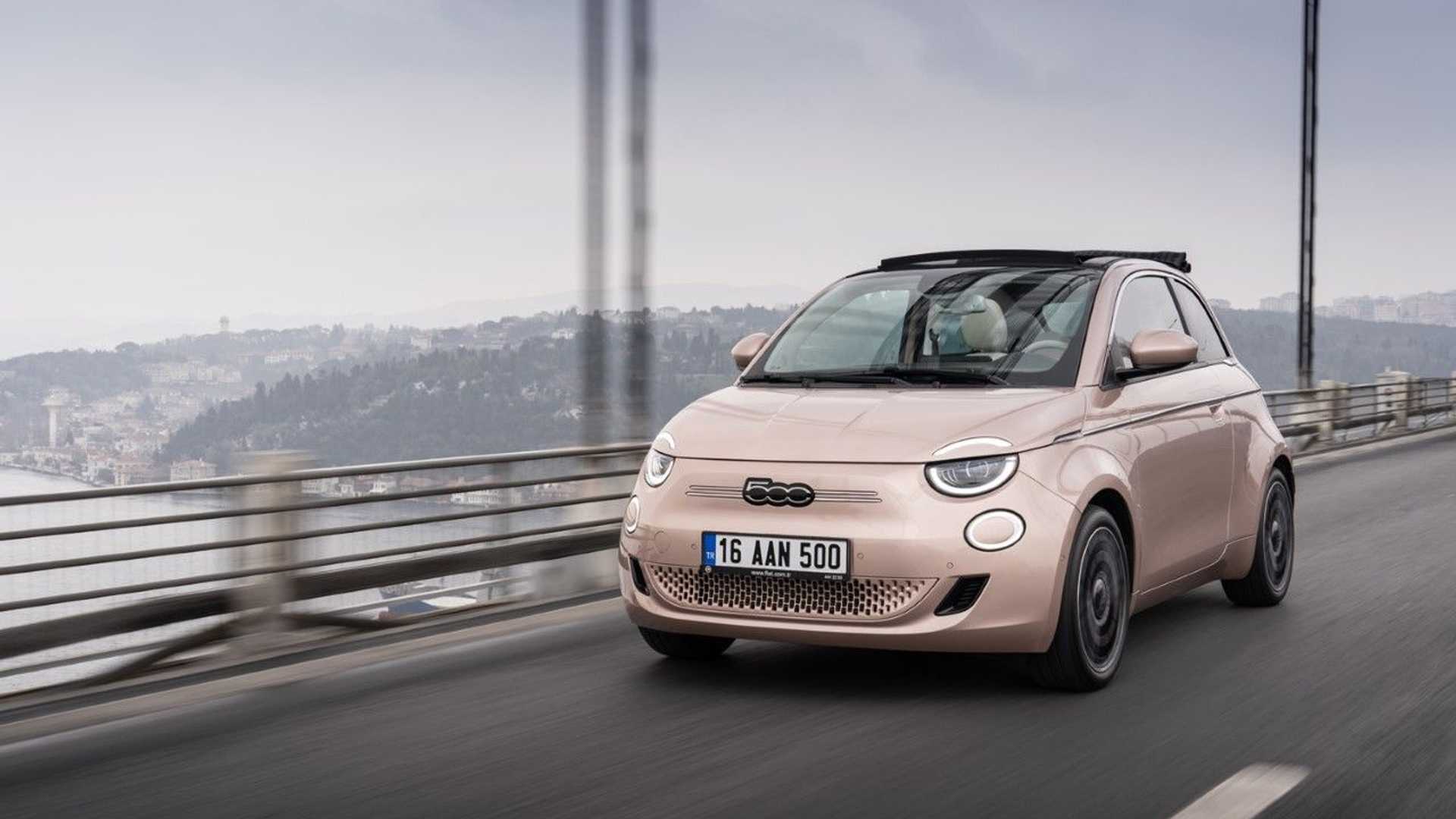 Fiat, 500e modeline içten yanmalı bir seçenek ekleyebilir