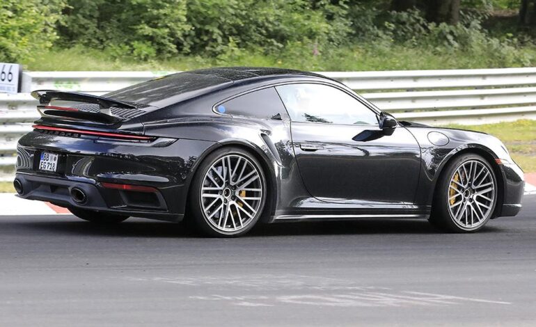 Hibrit Porsche 911, önümüzdeki yaz tanıtılacak