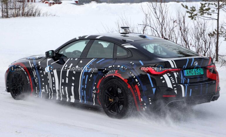 Dört elektromotorlu M-prototipi araba testinde