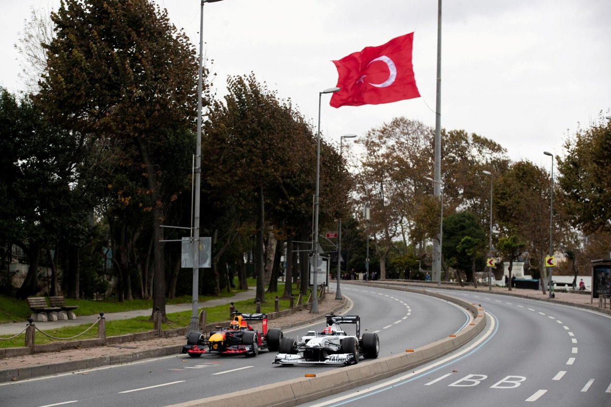 Green Holding, Türkiye’yi Formula 1 yarışlarıyla tanıştırmak için adımlarını atmaya başlıyor.