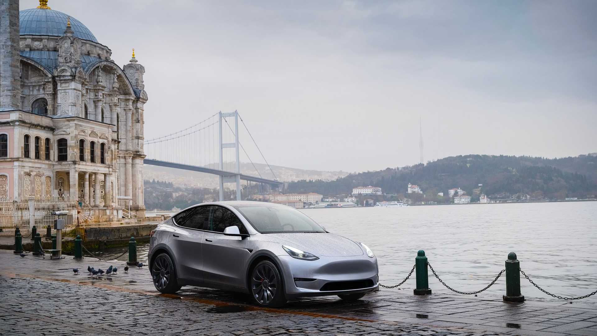 Tesla, Model Y fiyatlarını bazı bölgelerde artırıyor!