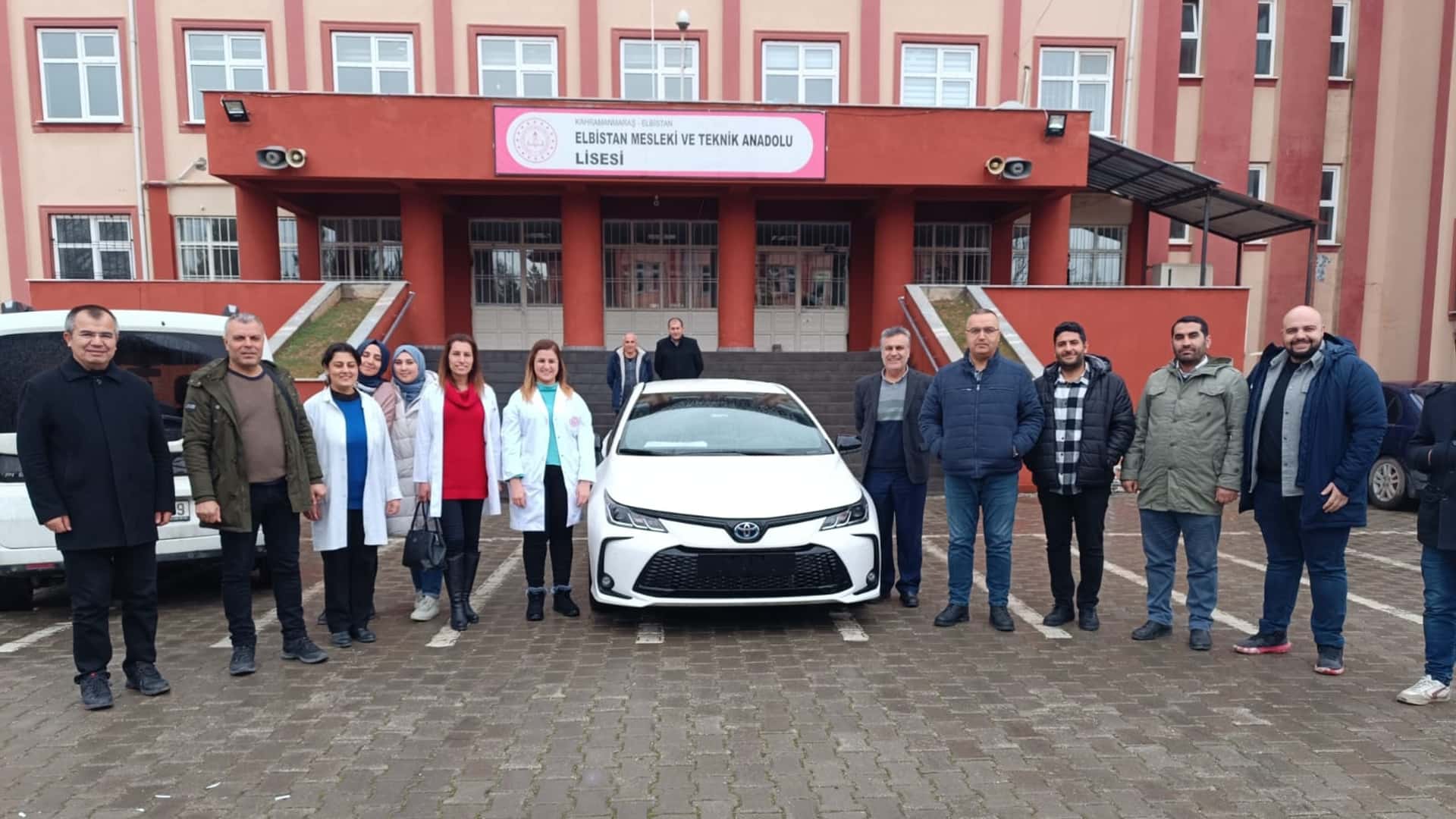 Toyota, deprem bölgesinde bulunan 20 okula destek sağlıyor!