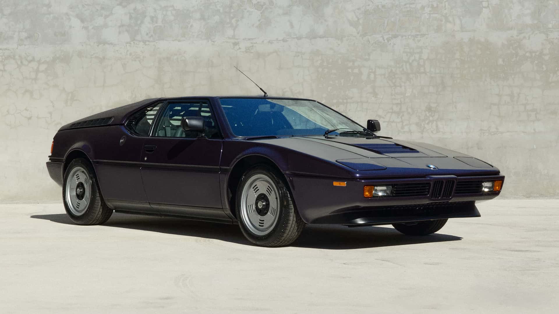 Ronnie Fieg, 1981 BMW M1 restomod’unu tanıttı