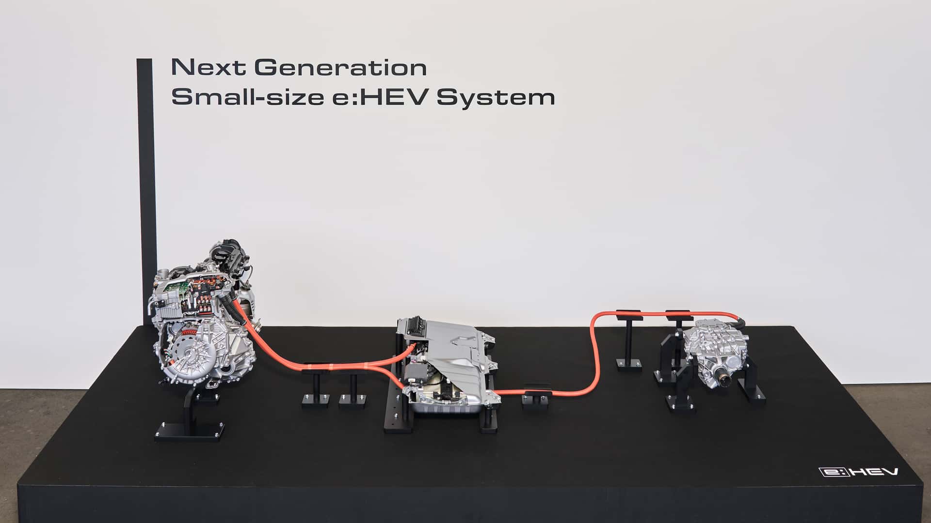 Honda, benzinli motor teknolojilerini geliştirmeye devam ediyor