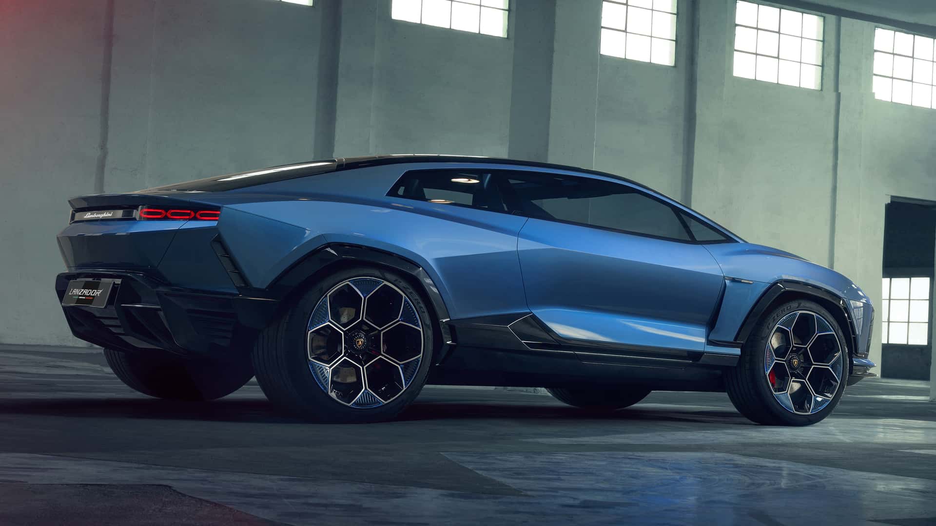 Lamborghini, elektrikli aracını 2029’a kadar geciktiriyor!