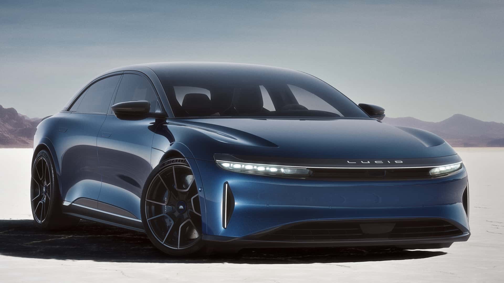 Shaq, kendisi için özel bir Lucid Air Coupe tasarladı!