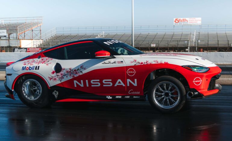 Nissan Z, tarihin en hızlısı olarak drag pistlerinde fırtına gibi esiyor!