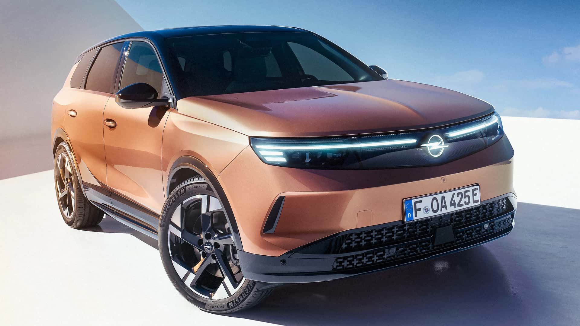 Yeni Opel Grandland için ön talep almaya başlanıyor!