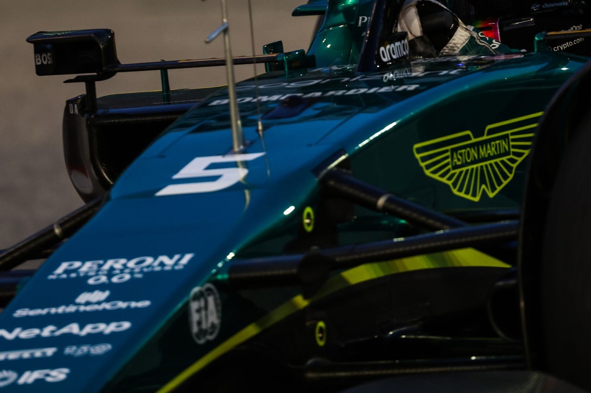 FIA, 2025 F1 katılımcı listesini duyurdu; Vettel ve Raikkonen’in numaraları geri alıyor!