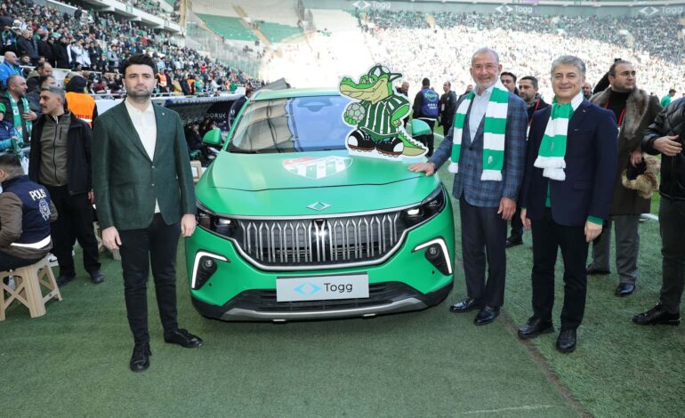 Togg, Bursaspor’un tribün ve forma sponsoru oldu