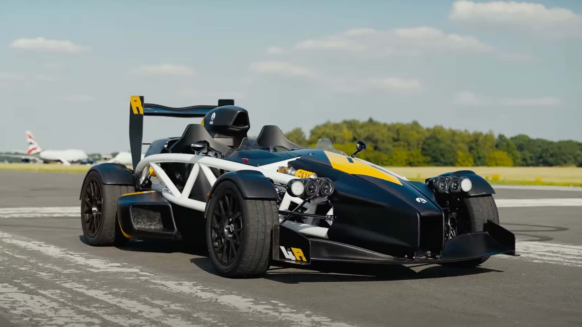 Ariel Atom 4R, Top Gear pistinde eski V8 motorlu modelden daha hızlı!