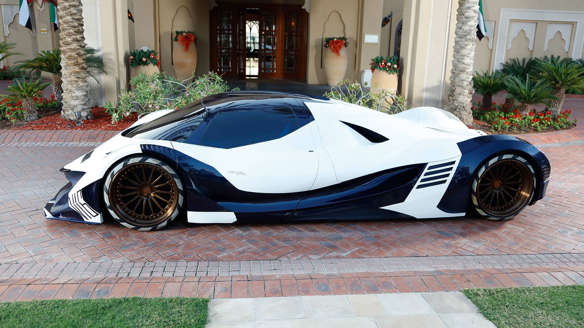 Devel Sixteen projesinde son durum nedir?