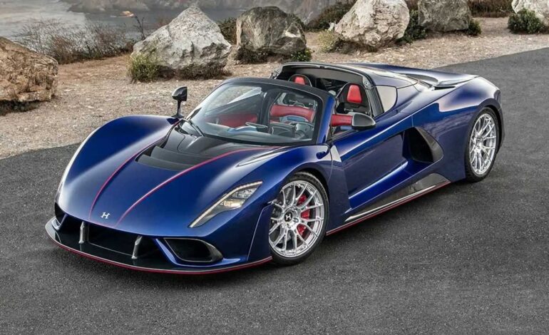 Venom F5 müşterisi, aracına özel bir “silah bölmesi” eklenmesini talep etti.