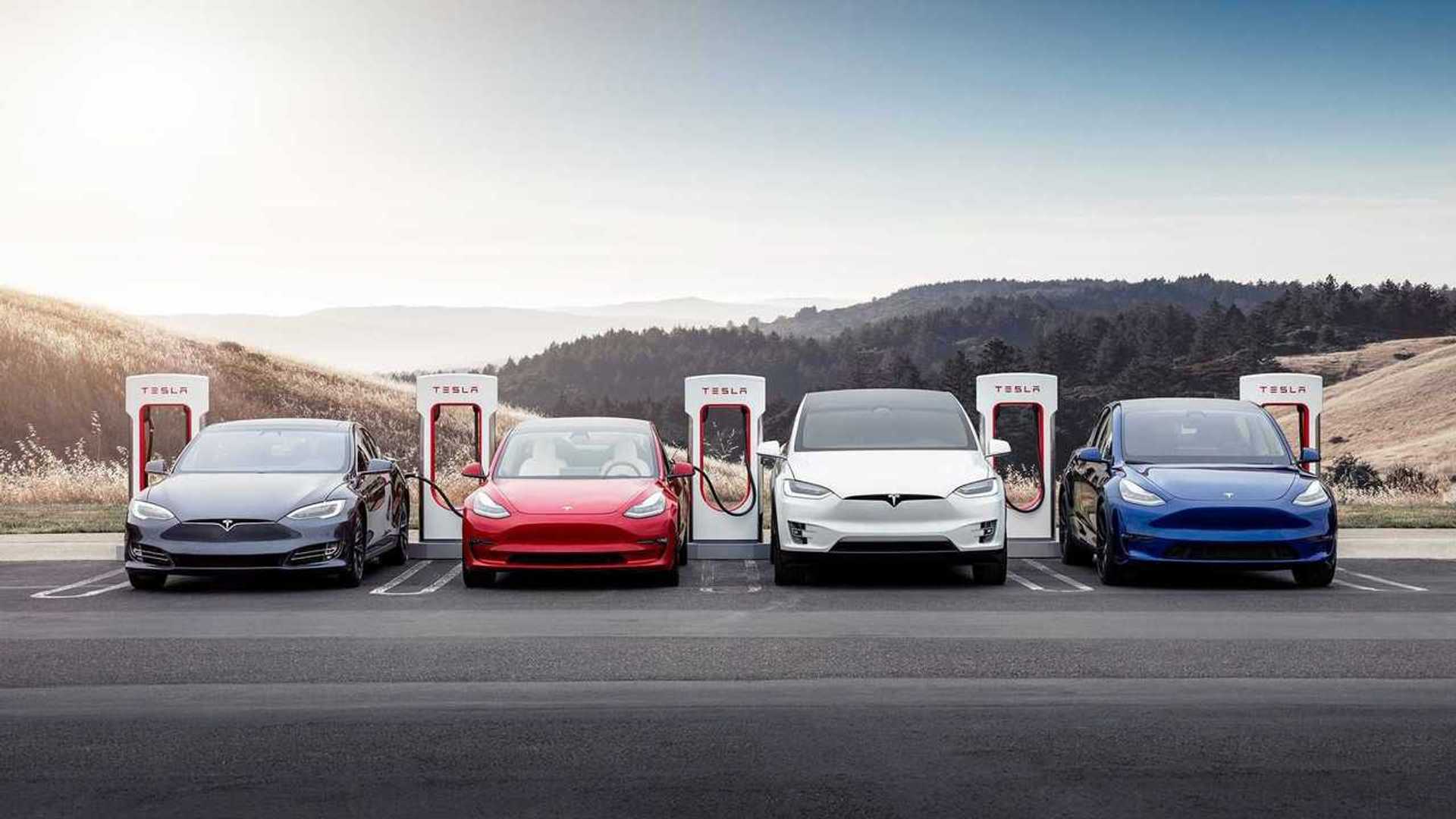 2024 yılında dünya çapında elektrikli ve hibrit araç satışları %24 arttı.