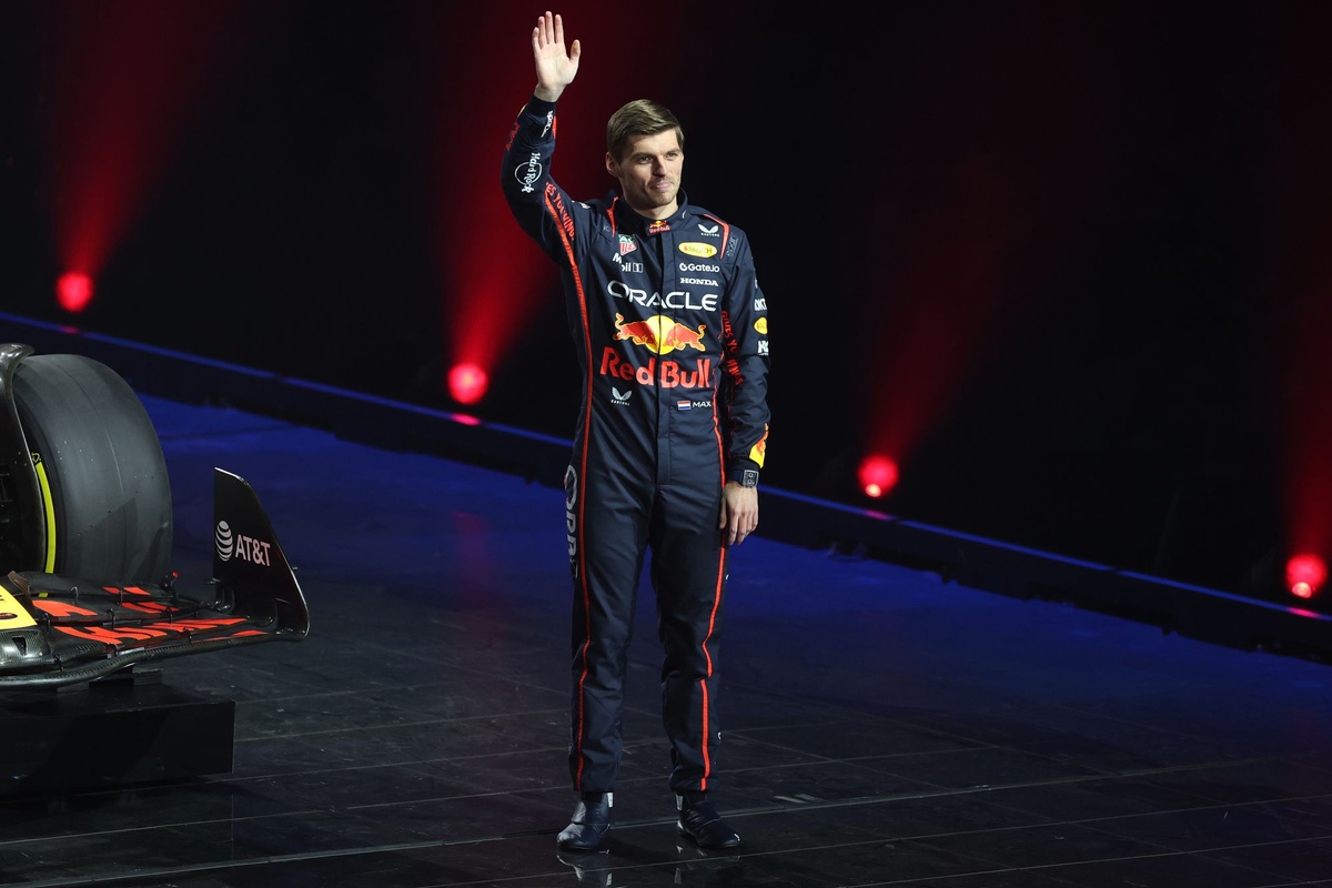 FIA, Verstappen ve Horner’ı yuhalayan taraftarlara karşı tepki gösterdi.
