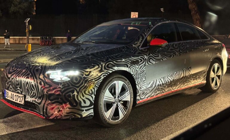 Yeni Mercedes CLA, Roma sokaklarında ortaya çıktı!