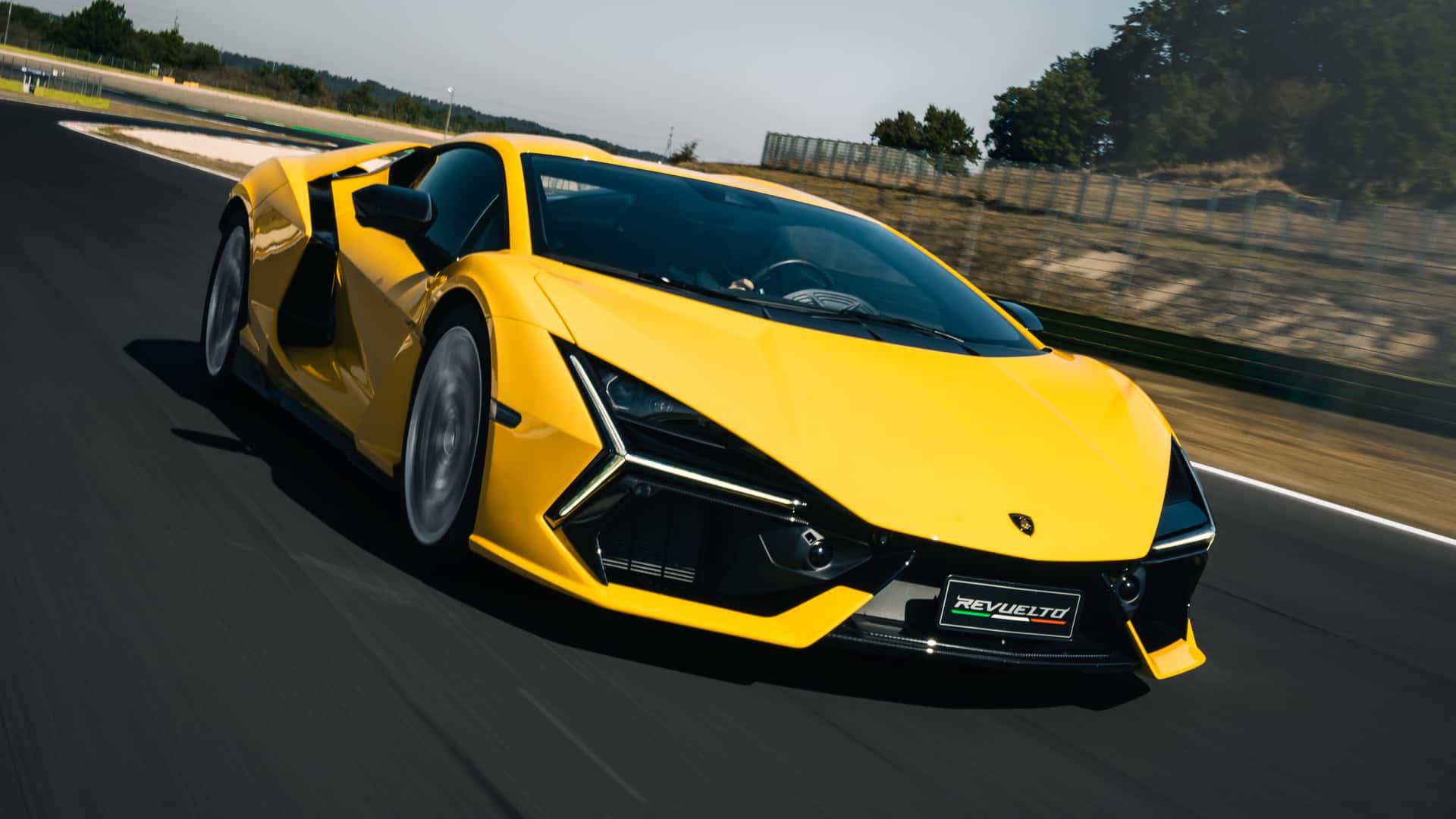Lamborghini, gelirlerini hiç olmadığı kadar artırıyor
