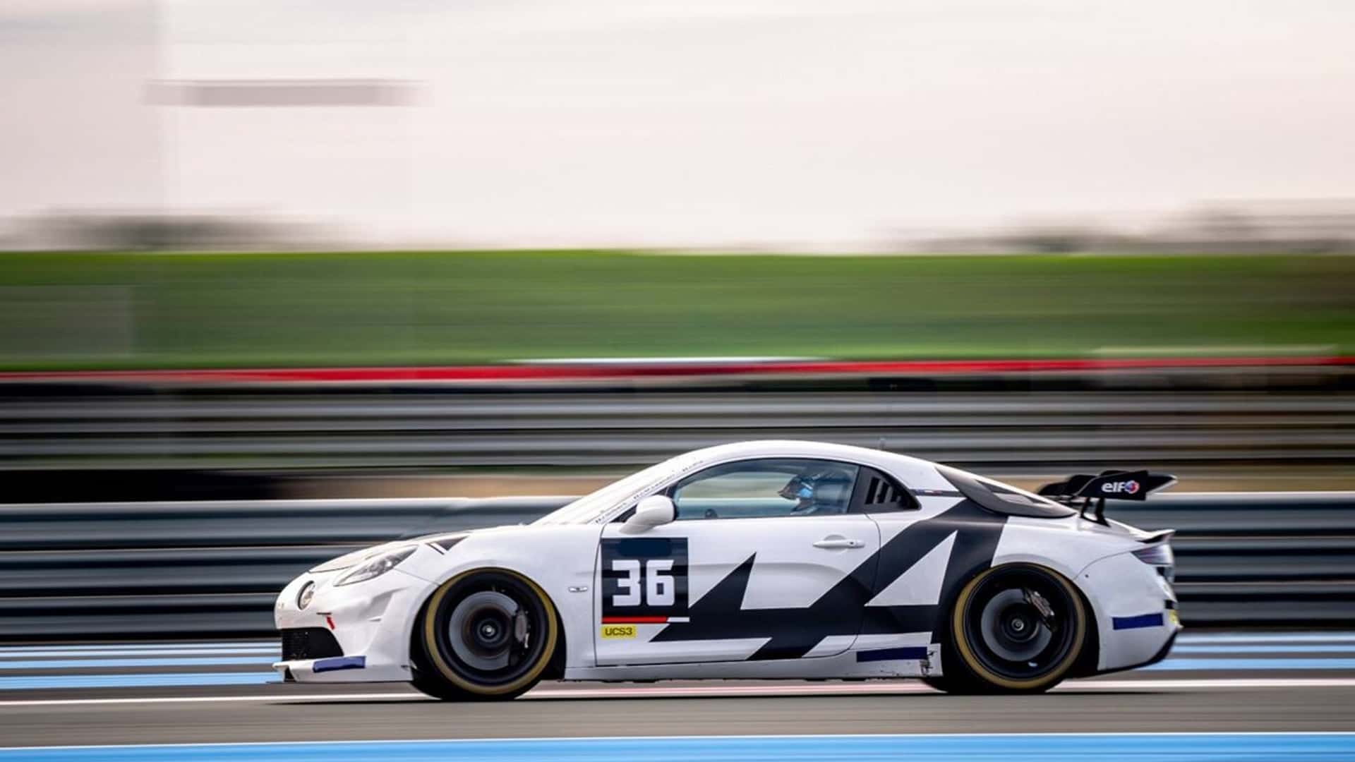 Alpine, yarış aracı A110 GT4+ modelini duyurdu!