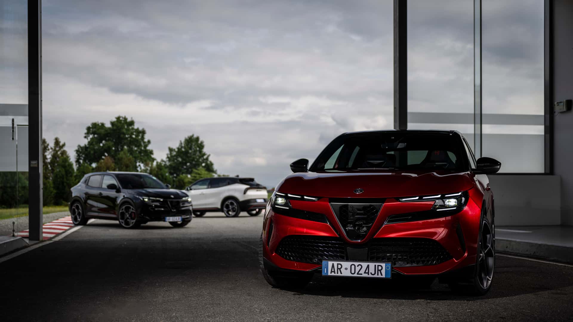 Alfa Romeo, Junior modeline AWD seçeneğini ekliyor!