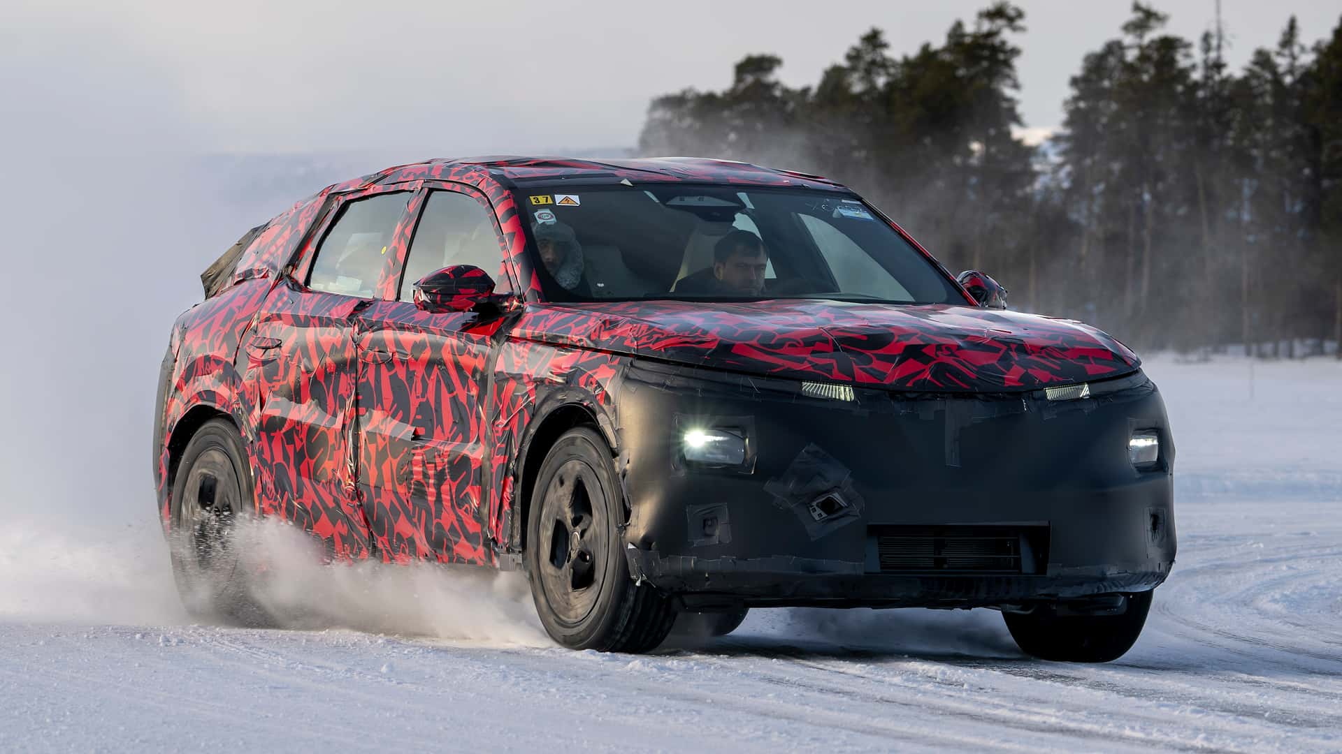 İlk Bakışta Yeni Alfa Romeo Stelvio!