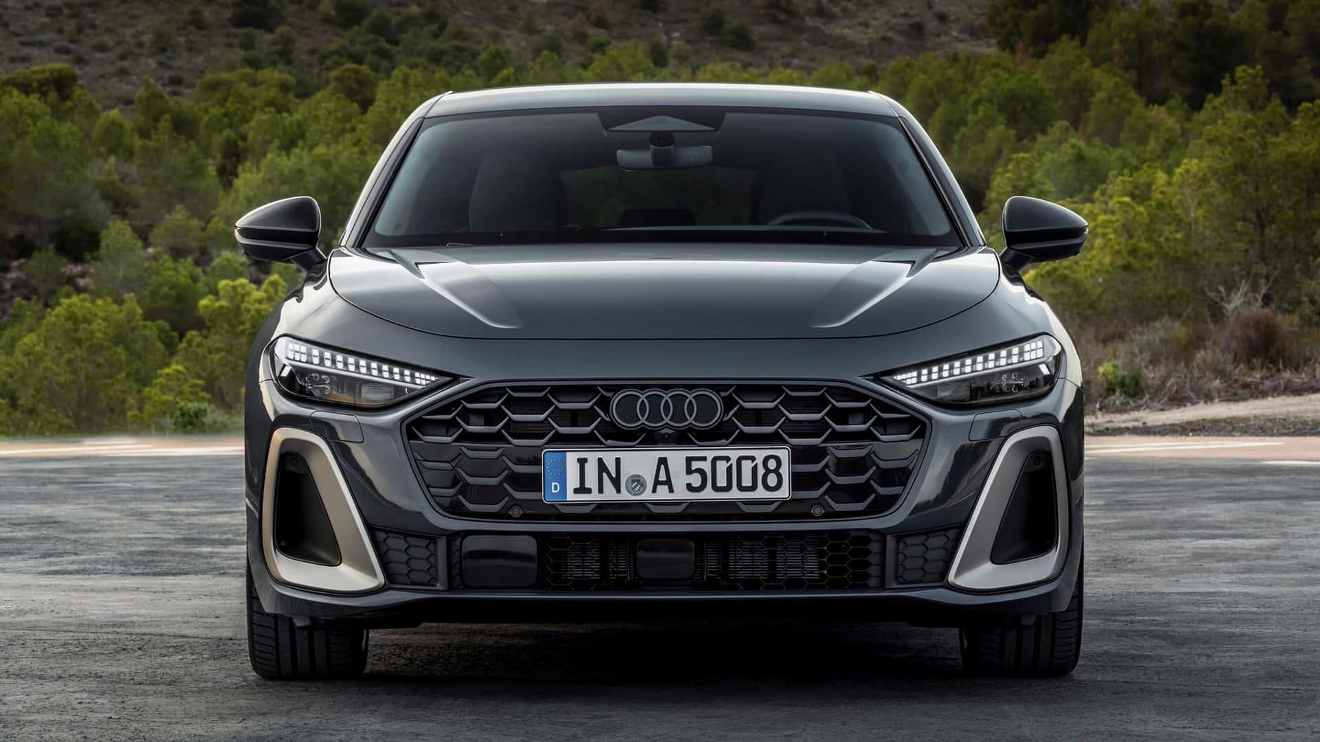 Audi, ek gümrük vergilerini doğrudan müşterilere yansıtacak.