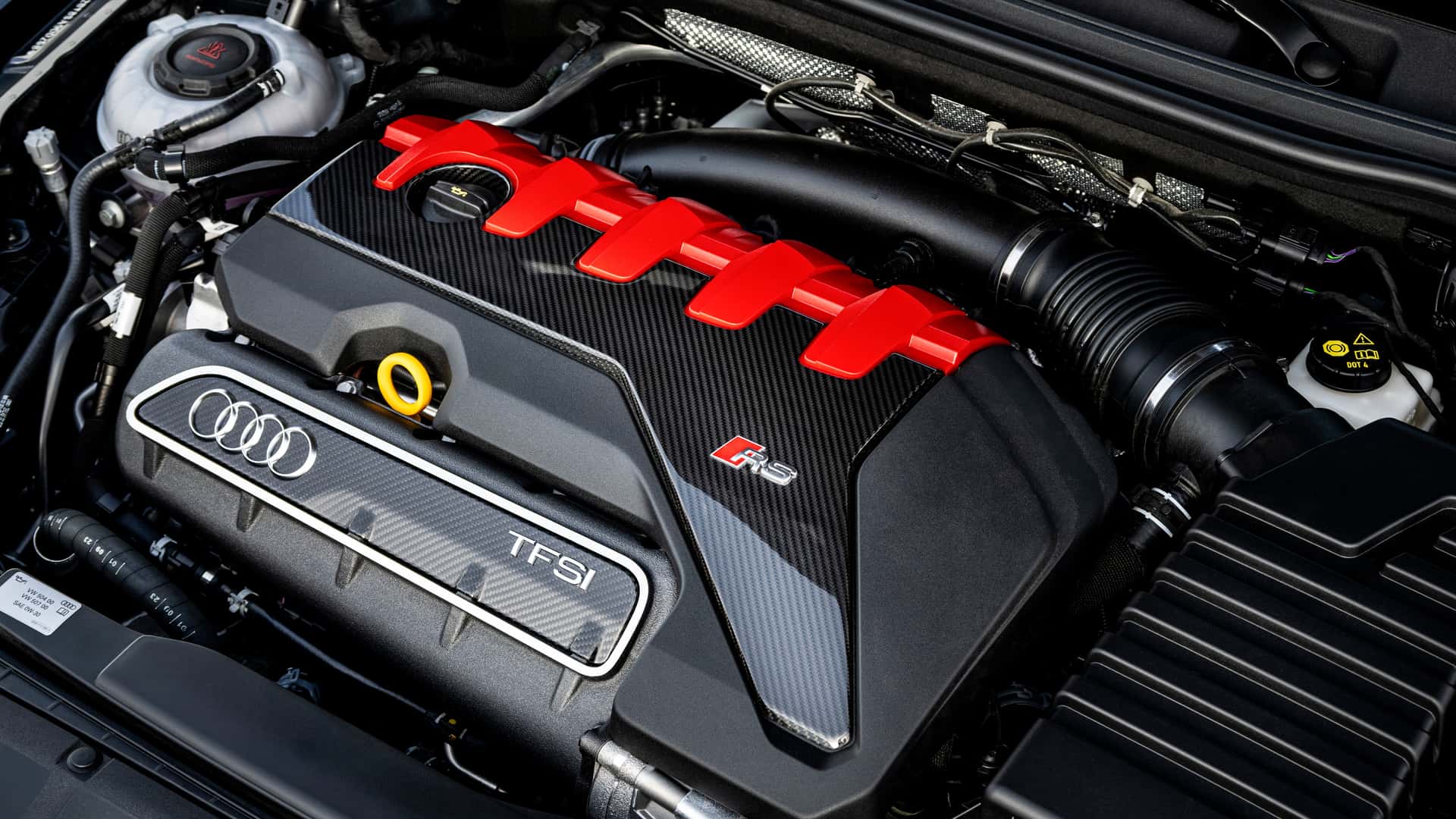 Audi, elektrikli araçlara geçiş stratejilerini yeniden değerlendiriyor.