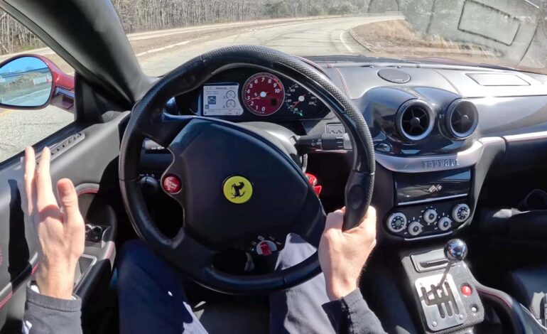 Ferrari 599, manuel şanzımanın keyfini en üst düzeye çıkarıyor