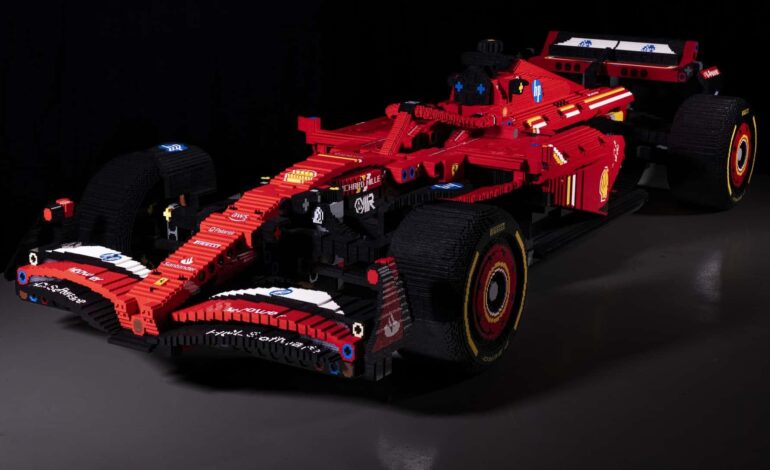 LEGO, gerçek boyutlarda bir Ferrari F1 aracı yapmayı başardı!