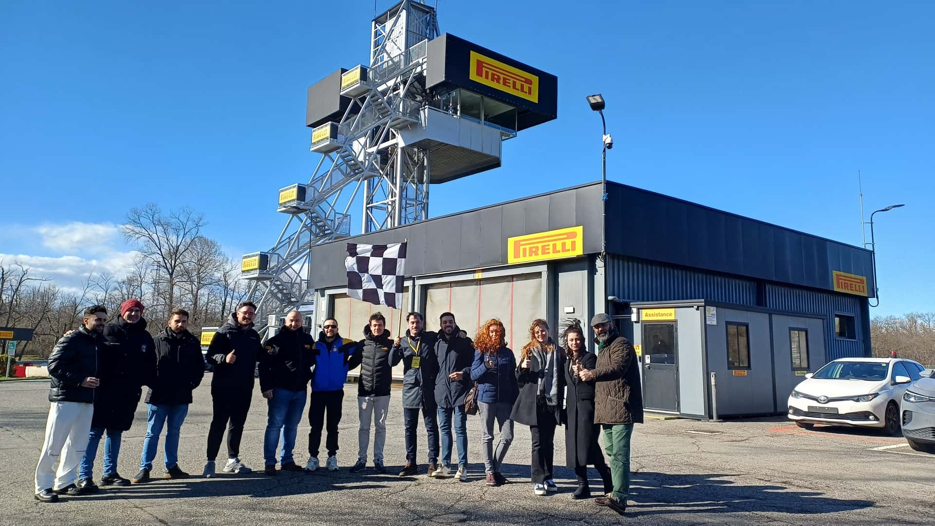 Pirelli, geleceğe yatırım yapmak için yeni nesil bayilerle işbirliği yapıyor.