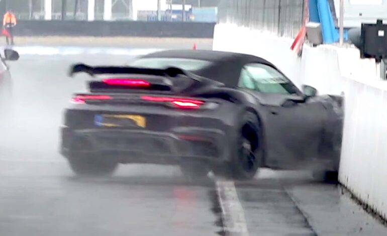 911 Turbo, drag yarışında duvara çarptı!