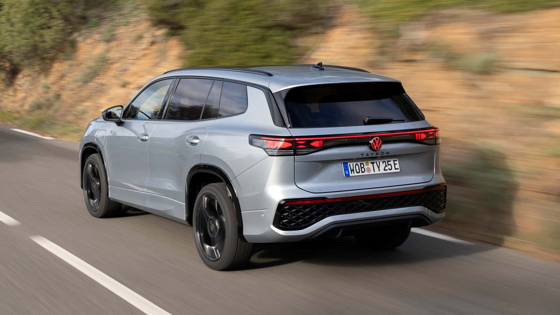 Volkswagen Türkiye pazarına çok yönlü SUV modeli Tayron’u sundu!