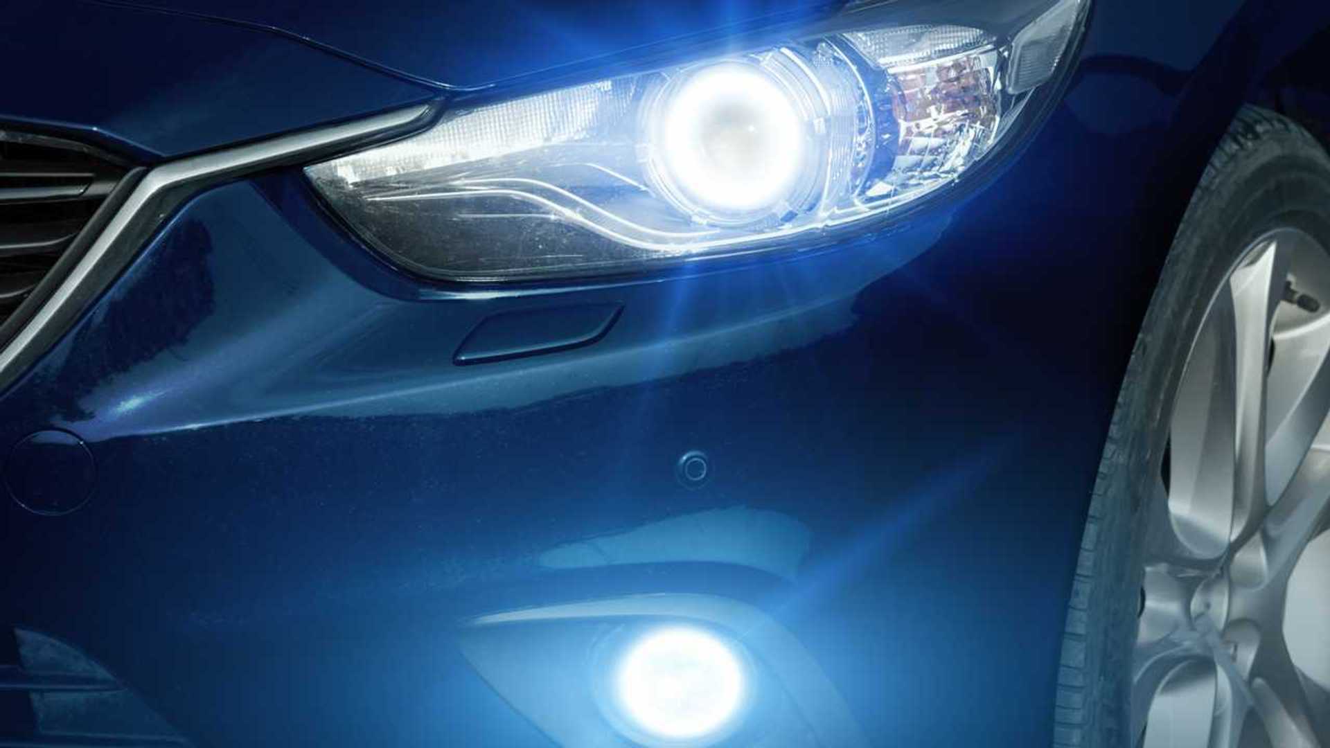 Trafiğe xenon beyaz far kullanımı yasaklanıyor!