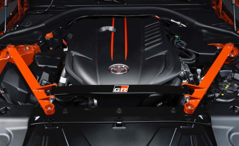 Spor otomobillerin içten yanmalı motorlara sahip olması gerekiyor.