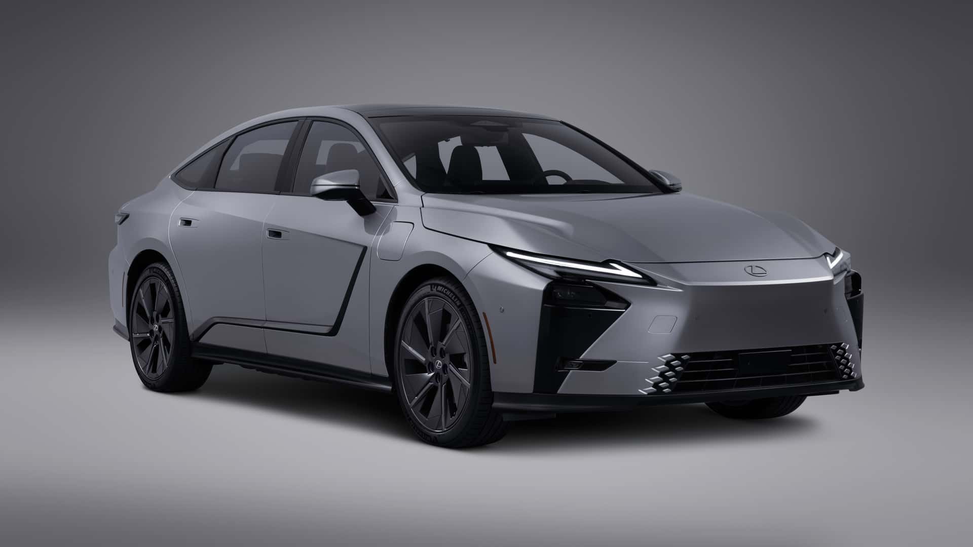 Lexus, yeni ES modelini tanıttı!