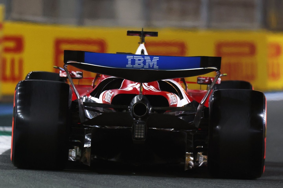 F1, 2026 motor kurallarında önemli bir değişikliği gözden geçiriyor