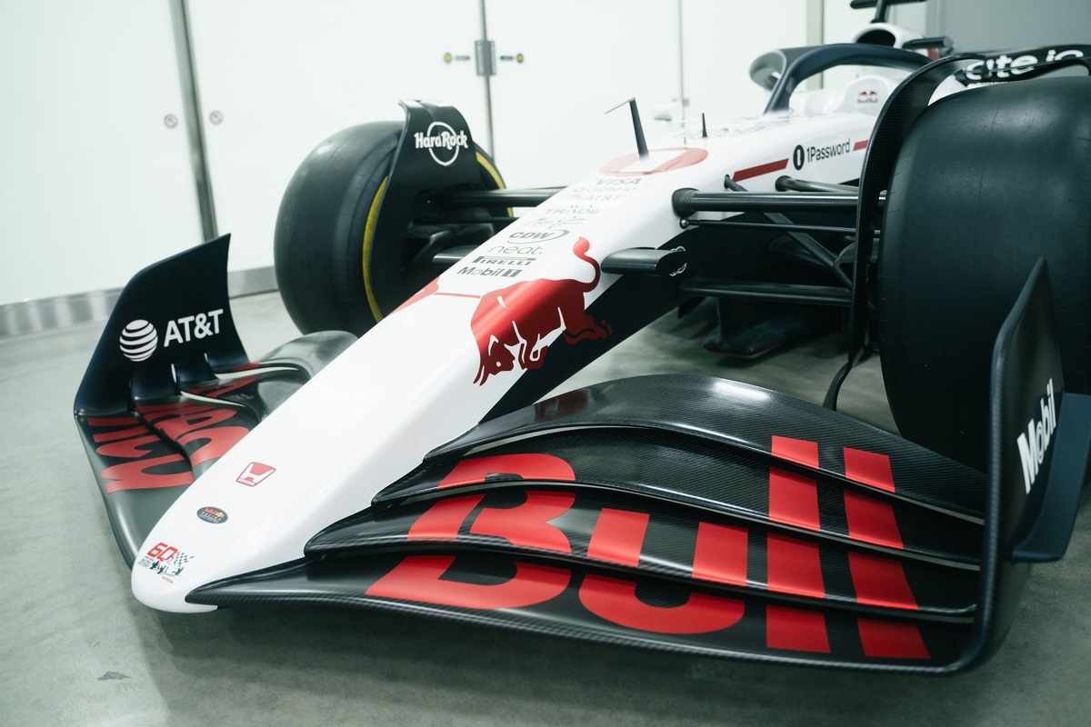 Red Bull, Japonya Grand Prix’i için özel renk şemasını duyurdu!