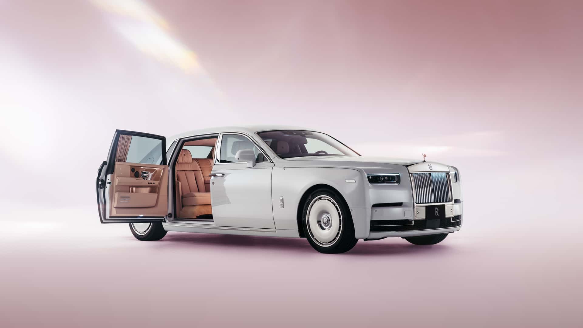 Rolls-Royce Phantom için özel yeni versiyon: Cherry Blossom