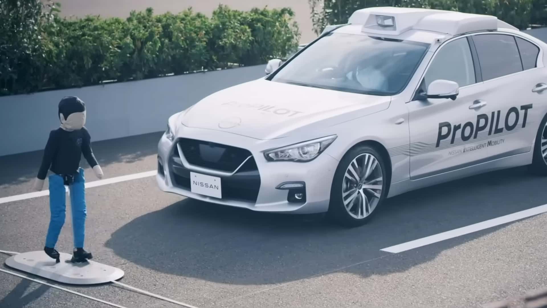 Nissan, gelişmiş sürücü destek sistemini 2027 yılında duyuracak.