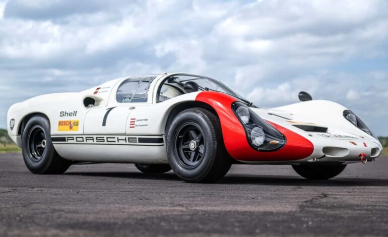 Yenilikçi bir Porsche prototipi açık artırmaya çıkarılıyor.