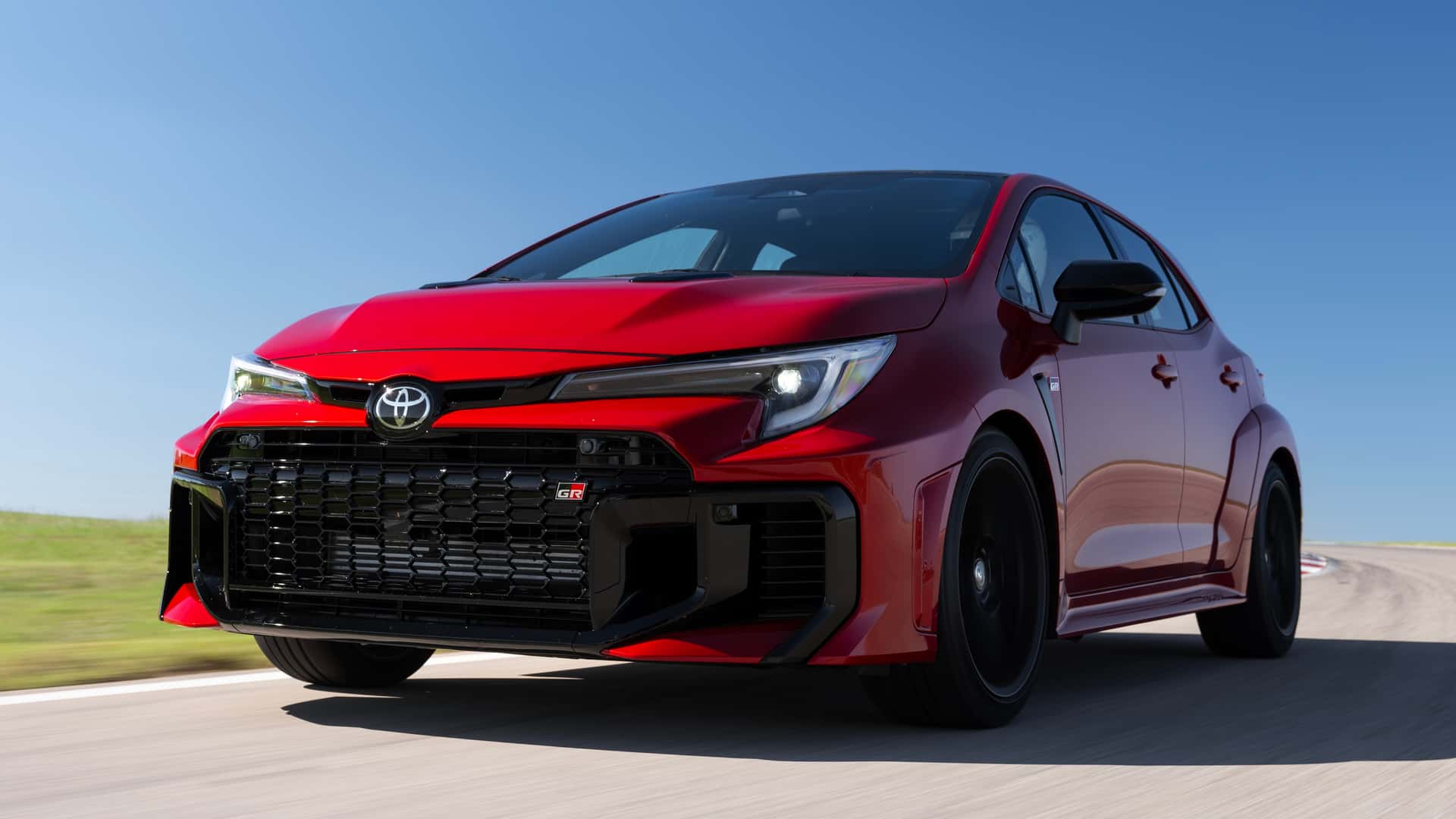 Toyota, GR Corolla’nın üretimini İngiltere’de gerçekleştirecek!
