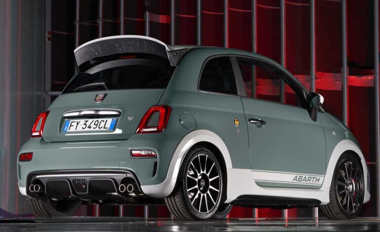 Abarth, içten yanmalı modellere olan ilgisini koruyor