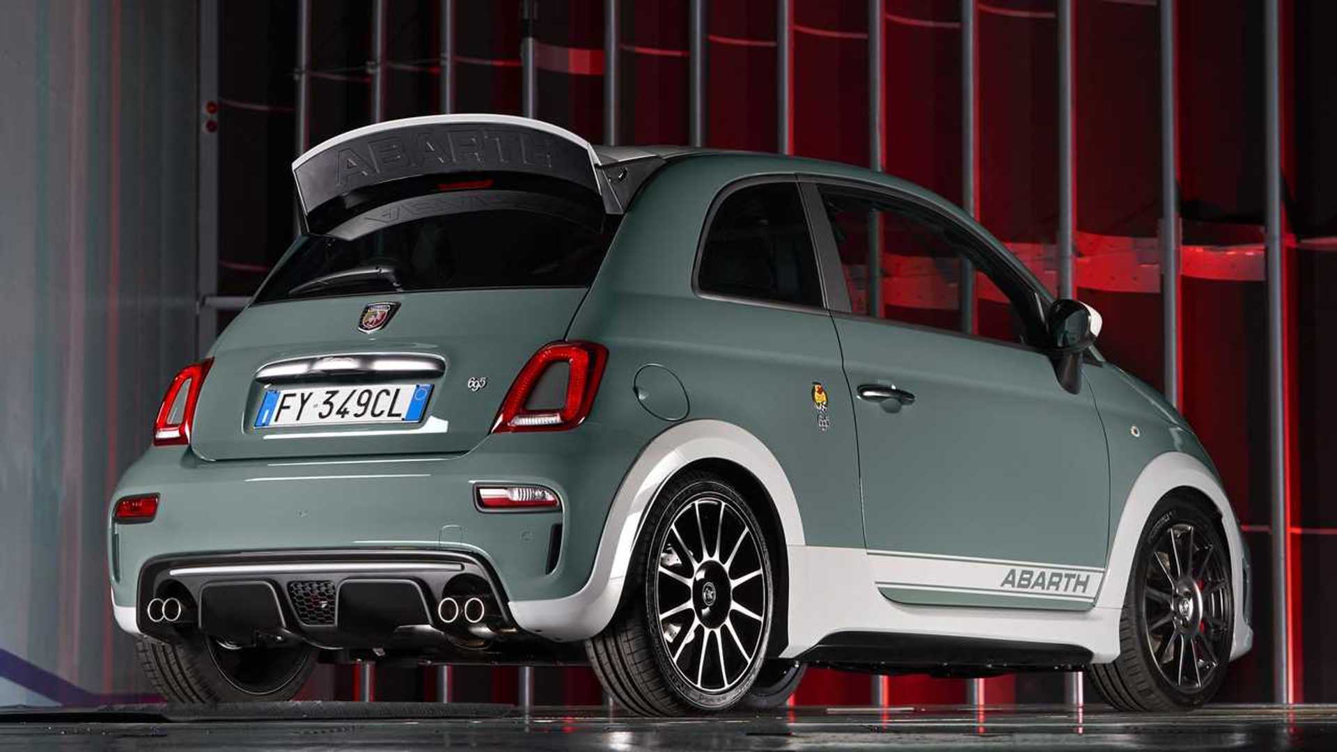 Abarth, içten yanmalı modellere olan ilgisini koruyor