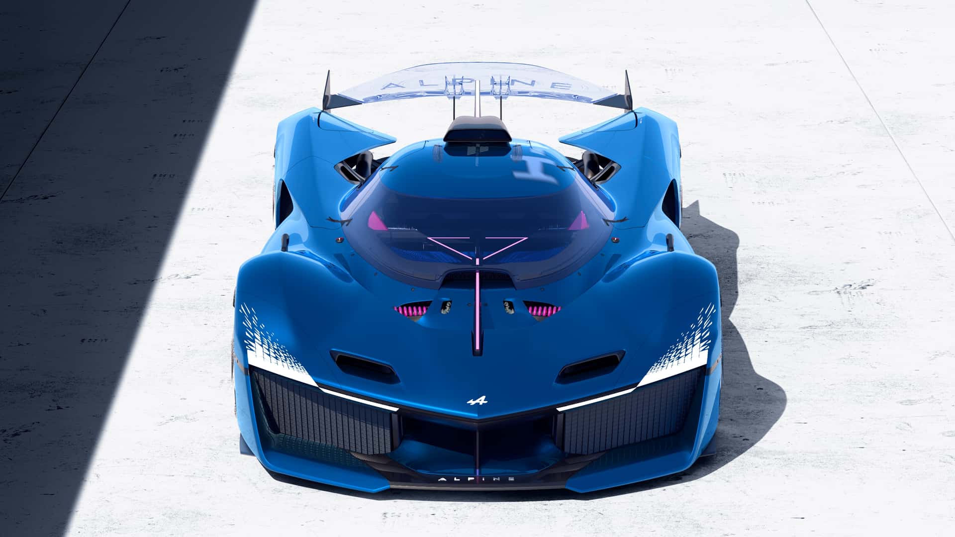Alpine’nin 1.000 beygir gücündeki hiper otomobili, Ferrari’ye meydan okuyacak.