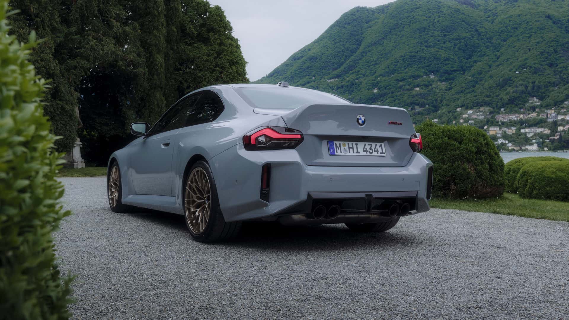 Yeni BMW M2 CS, ilk kez tanıtıldı!