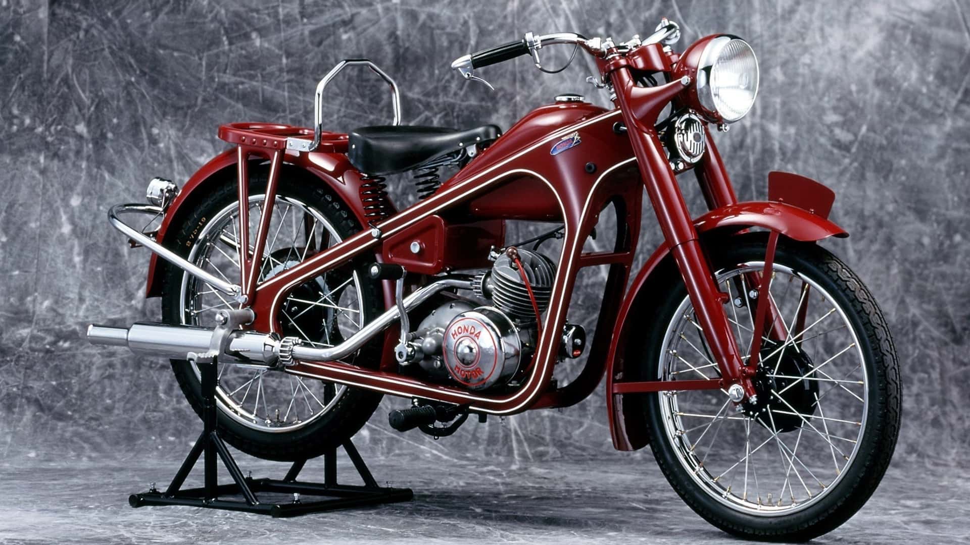 Honda, 500 milyonuncu motosikletini üretti.