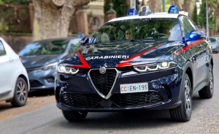 İtalyan polisi, görev araçlarıyla ilgili soruşturma başlattı.