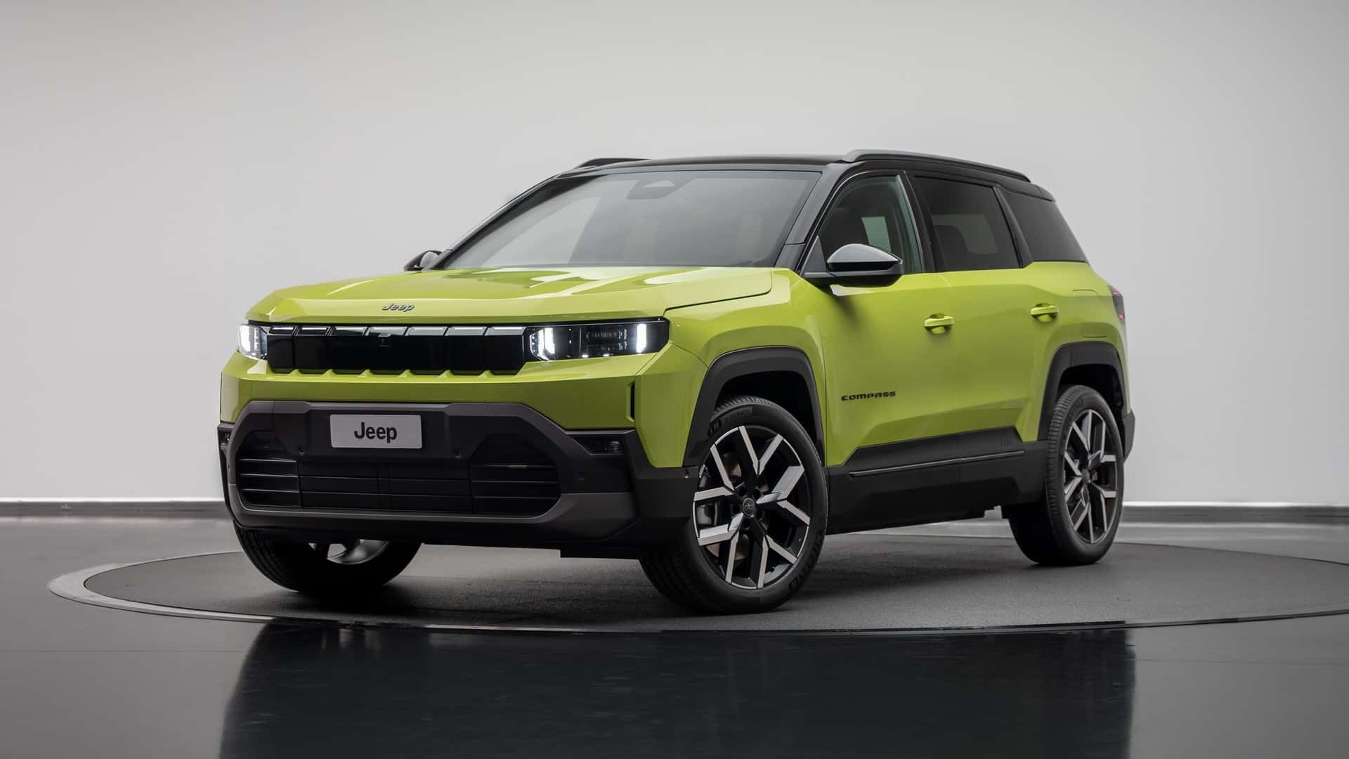 Yepyeni Jeep Compass ile tanışın!